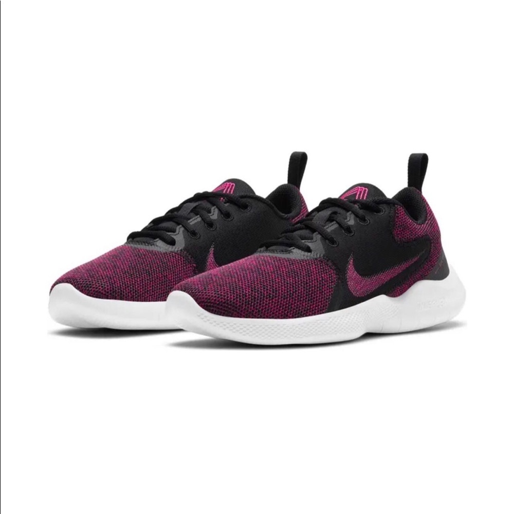 Brand new NIKE Flex Experience Run 10 Sneaker size 9